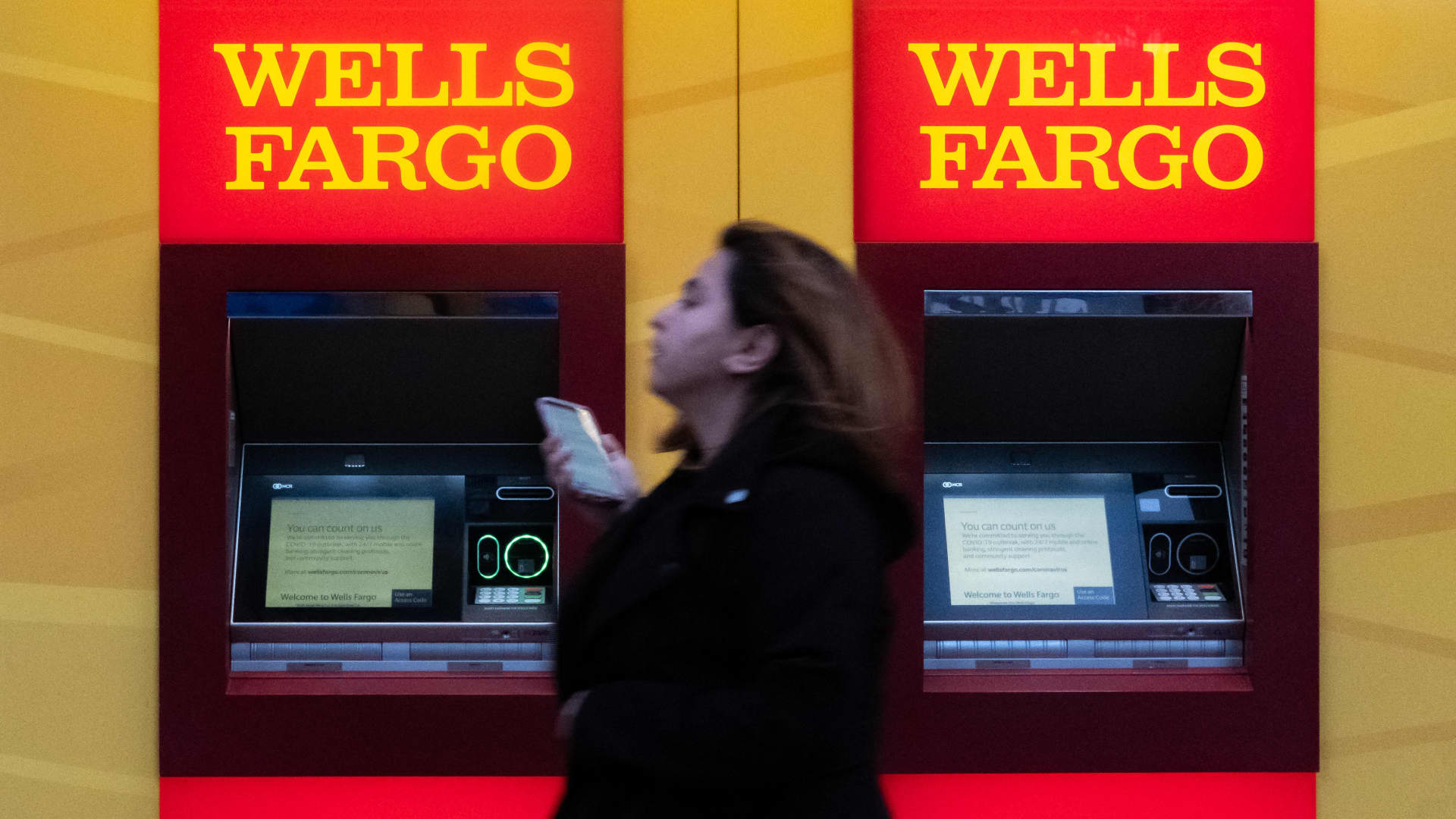 Wells Fargo hiring spree to boost investment banking improves our stock outlook [Video]