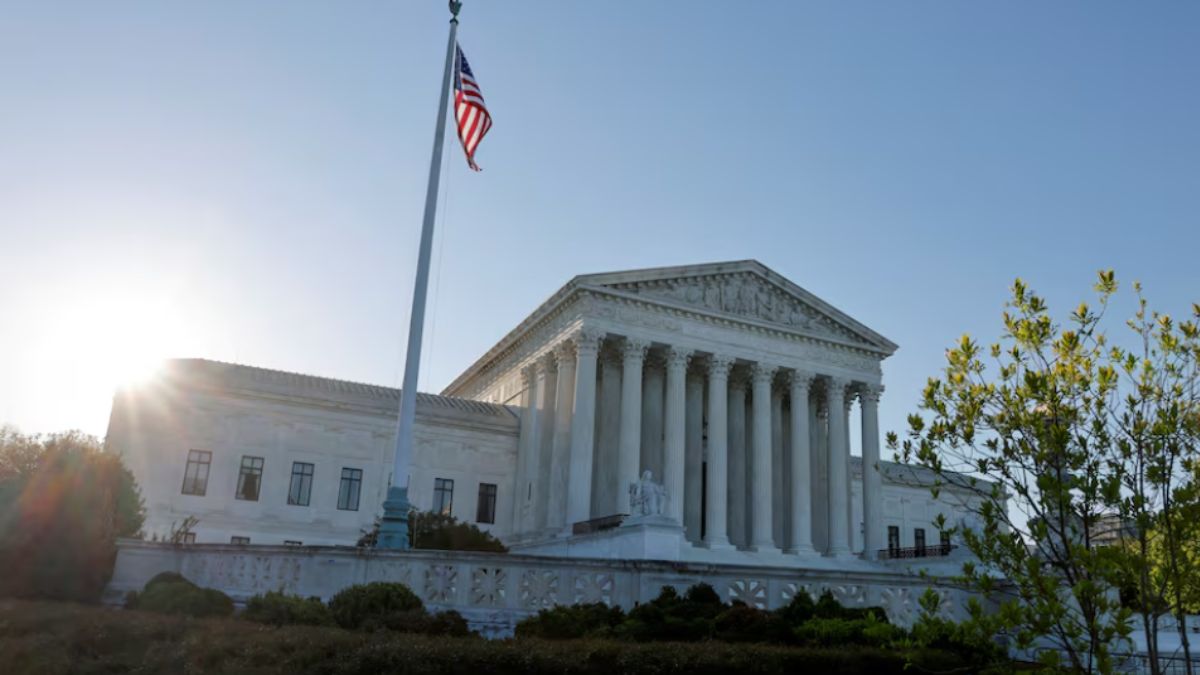 US Supreme Court Rejects Challenge Claiming Biden Govt Pressurised Social Media Companies To Remove Content [Video]