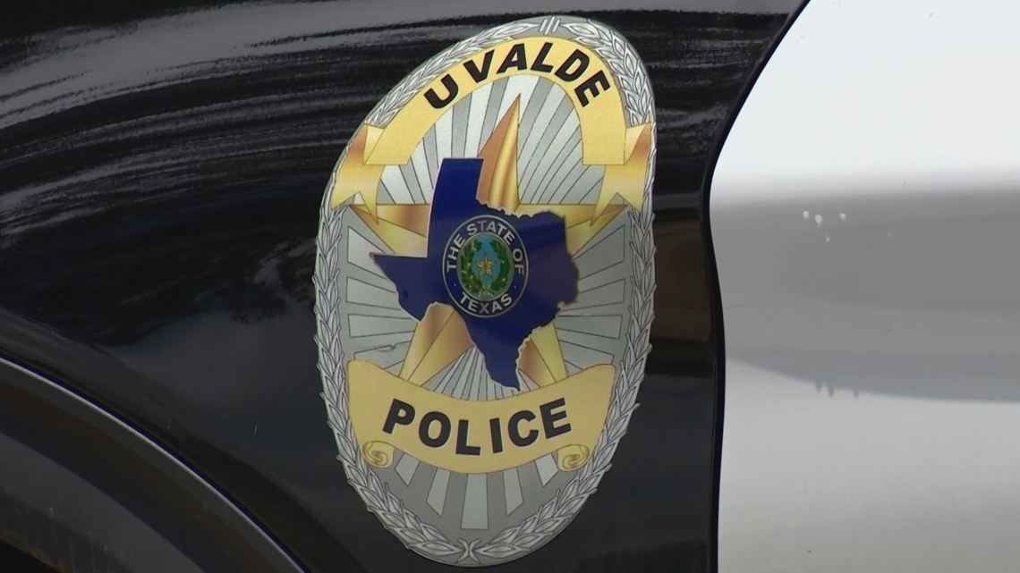 Uvalde police chief promises ‘complete culture change’ as part of overarching plan to revamp department [Video]