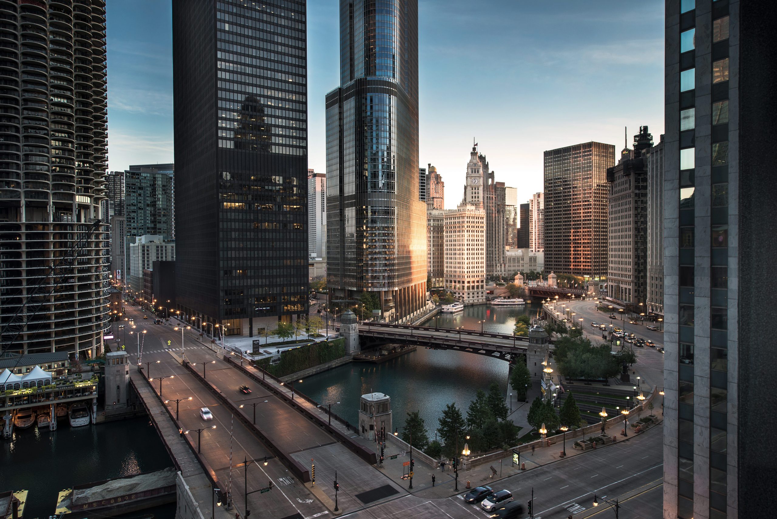 Chicagos youth get a day to experience the citys downtown [Video]