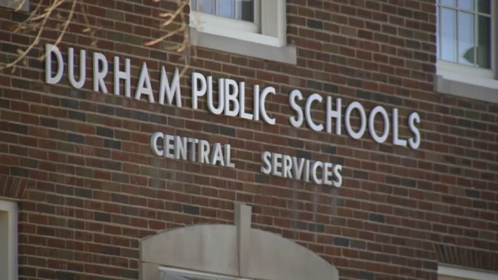 Durham pay dispute | Former Durham Public Schools administrator voices concerns over Mubenga resignation [Video]