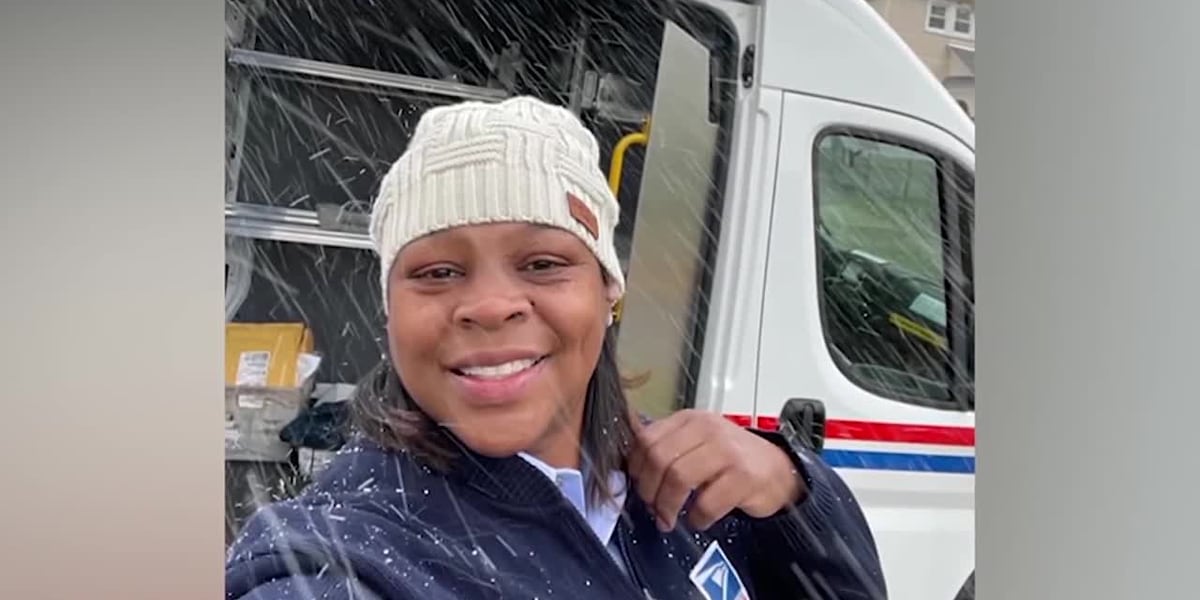 Postal worker fatally shot in Chicago [Video]