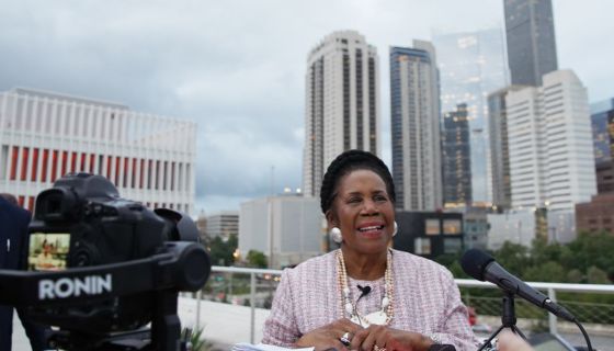 Celebs, Political Figures and More Take To Social Media to Remember Sheila Jackson Lee [Video]