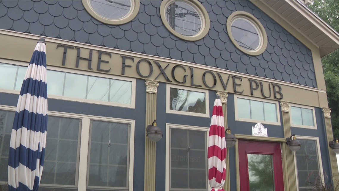 Southtowns pub re-opens after closing its doors [Video]