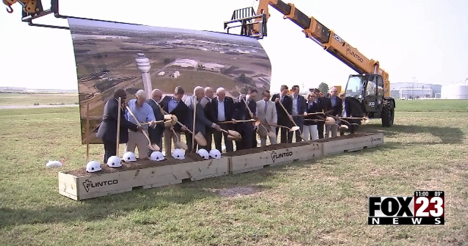 Tulsa International Airport begins construction on air traffic control tower named after Sen. Inhofe | News [Video]