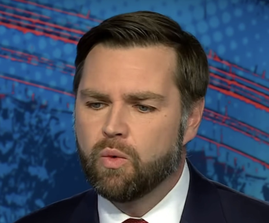 Does JD Vance Love Wearing Eyeliner? Wild Theory About Donald Trump’s Vice Presidential Pick Goes Viral on Social Media [Video]