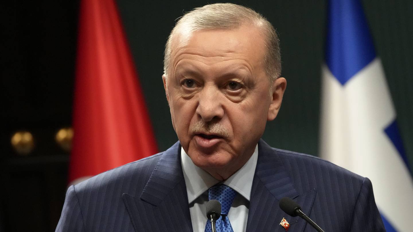 As Instagram remains blocked in Turkey, Erdogan accuses social media companies of ‘digital fascism’  WPXI [Video]