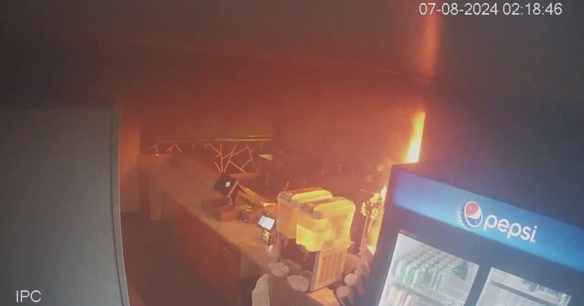 Surveillance video appears to show suspects starting fire at KCMO restaurant