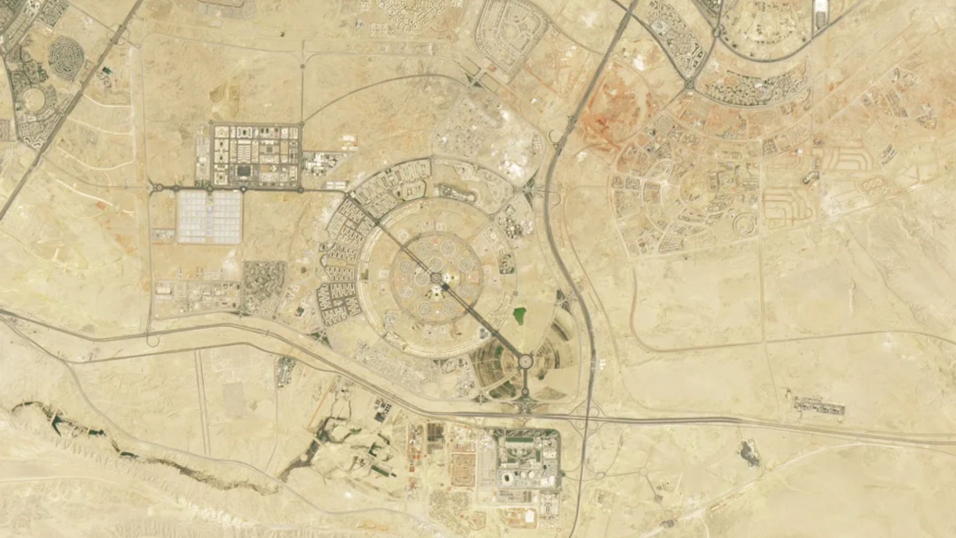 Satellite pics show new capital city of 7MILLION people being built in the middle of desert with 77-storey skyscraper [Video]