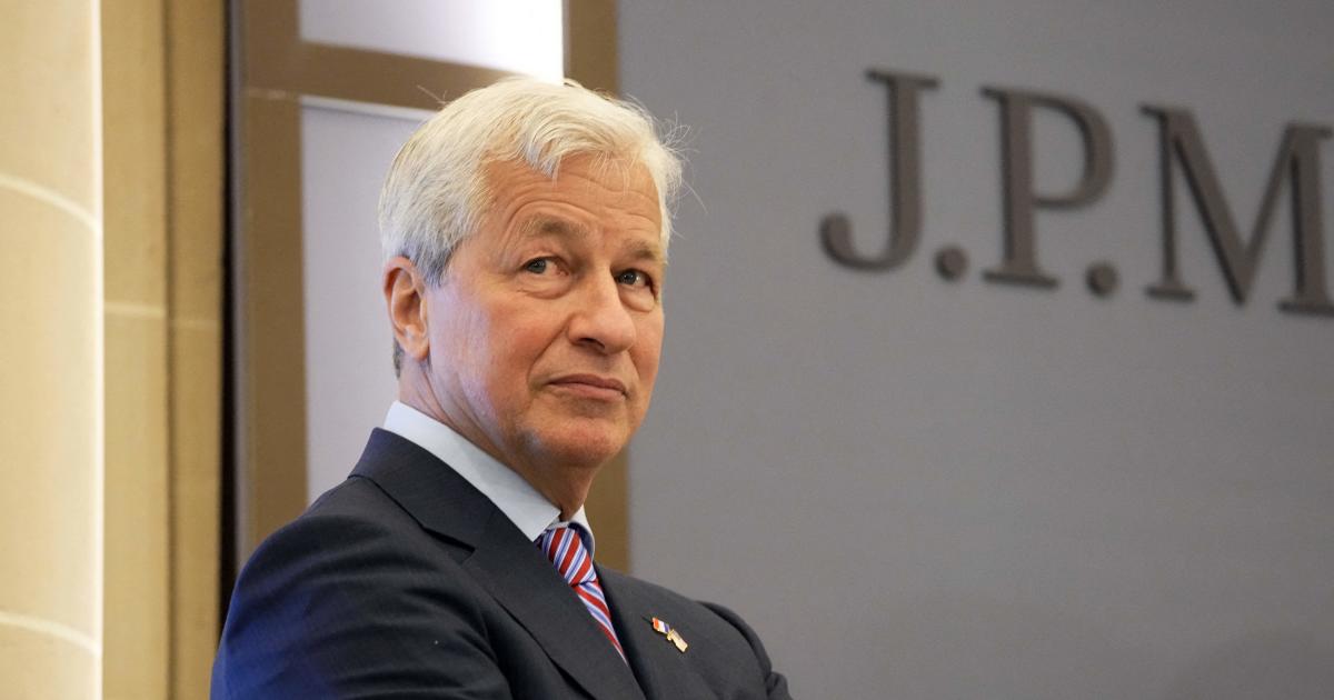 JPMorgan Chase denies Trump’s claim that CEO Jamie Dimon has endorsed him [Video]