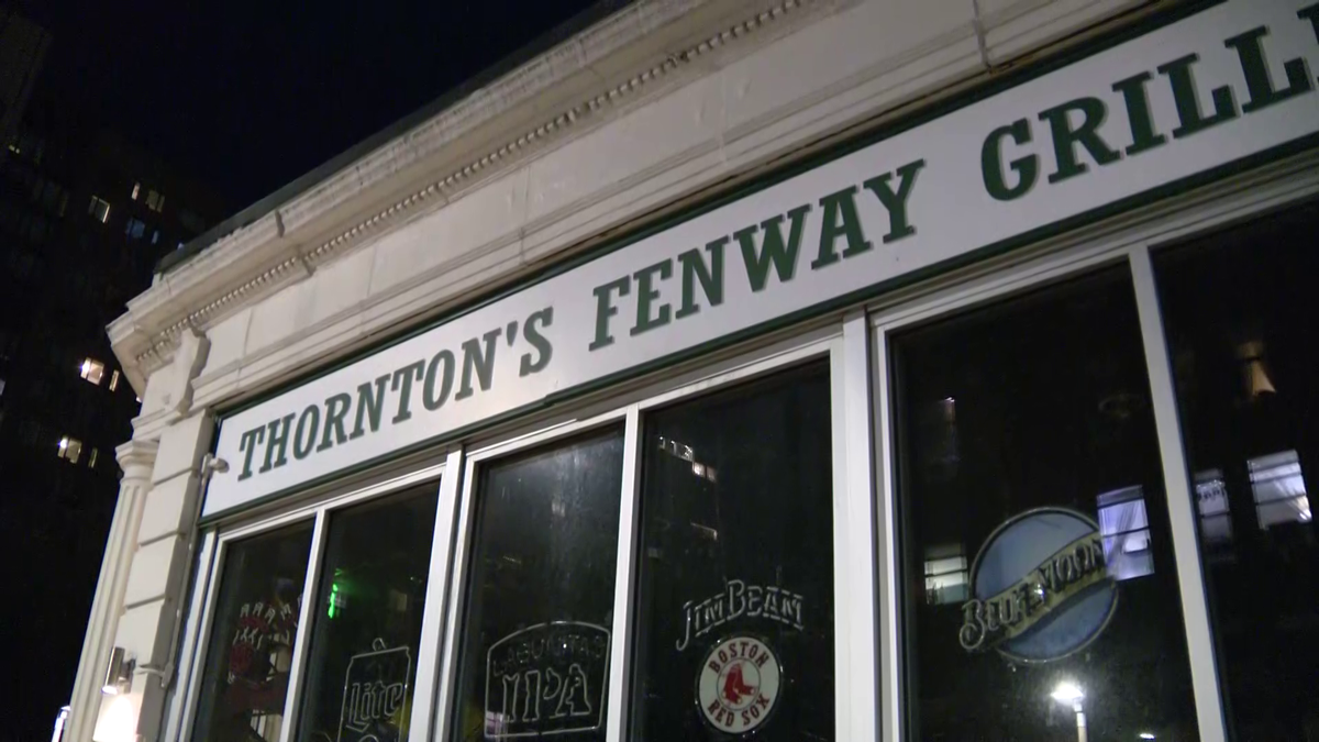 Popular neighborhood watering hole Thornton’s Fenway Grille closes after 33 years in business [Video]