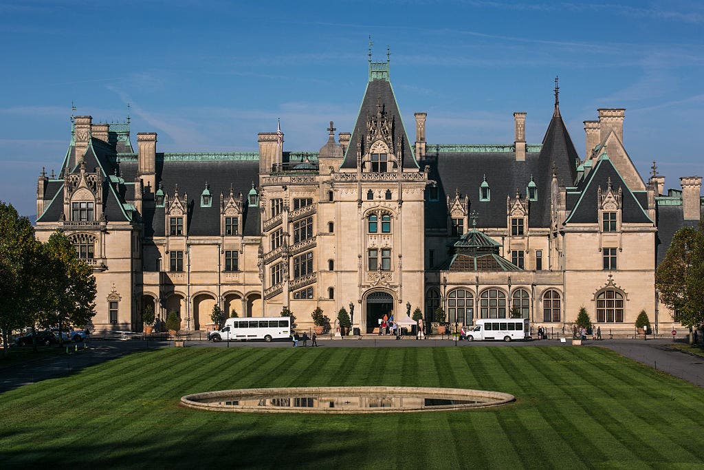 Biltmore Estate announces plan to reopen after Hurricane Helene devastation [Video]