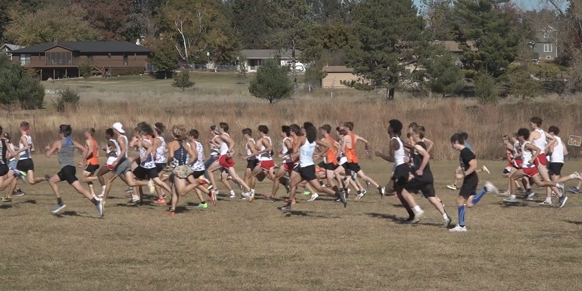 Senior athlete holds state cross country meet for JV runners [Video]