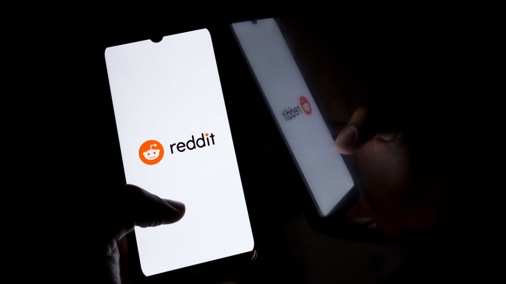 Cramer on Reddit surge, calls company the 