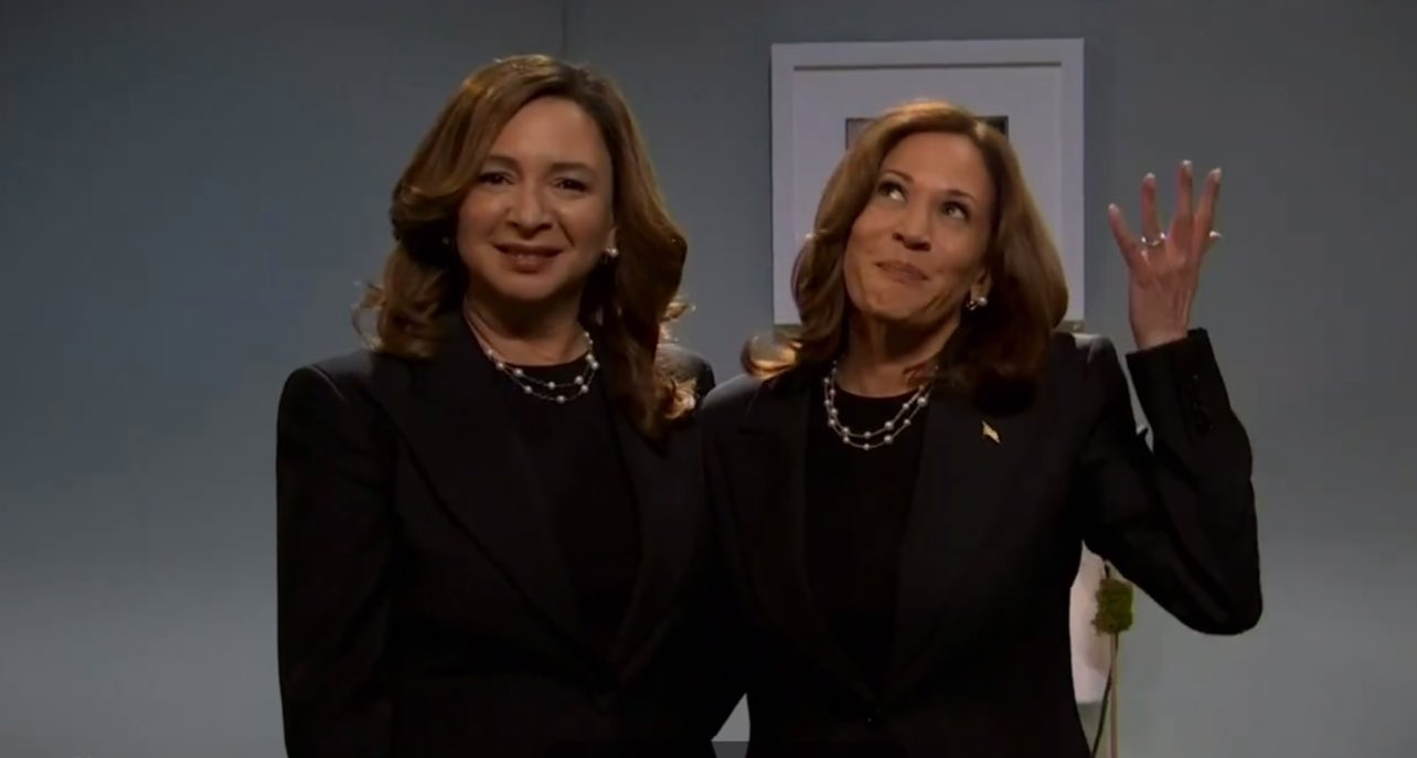 Kamala Harris Joins her Long-time Impersonator and ‘SNL’ Star Maya Rudolph for Hilarious Moment While Viral Rally Clip Shocks Social Media [Video]