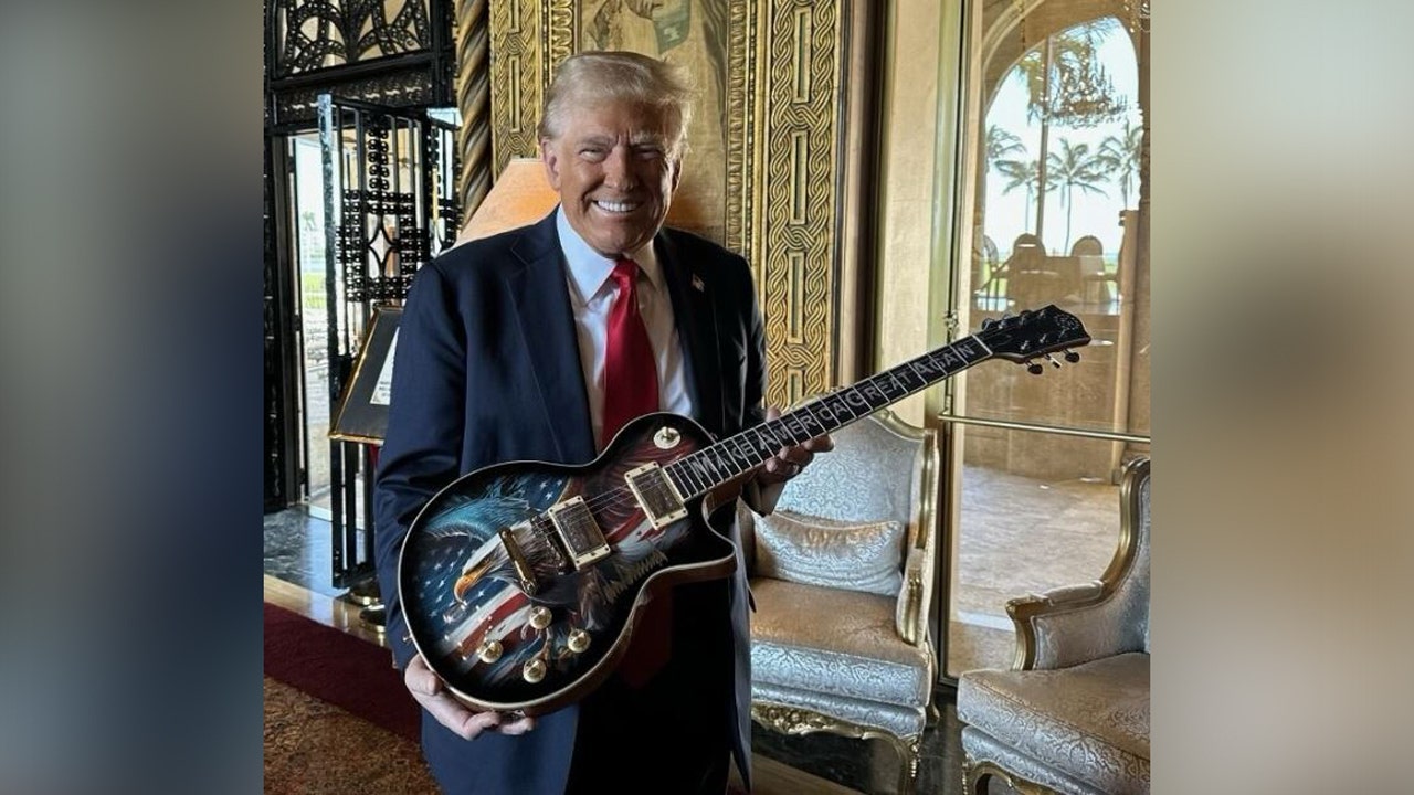 Trump promoted limited edition ’45’ guitars [Video]