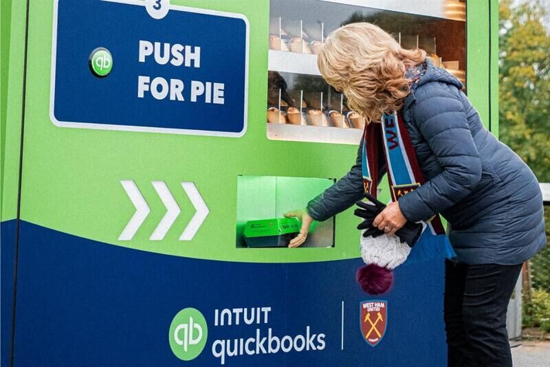 Pie Vending Machines : Pie Vending Machine [Video]