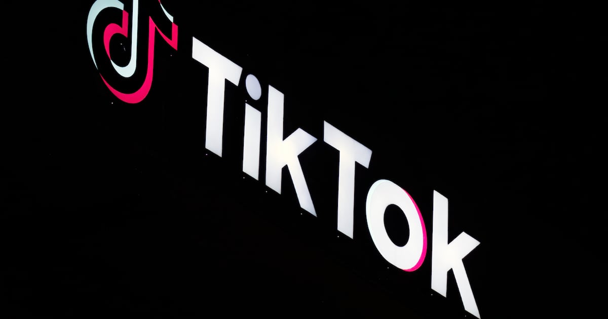 Federal appeals court upholds law requiring sale or ban of TikTok in the U.S.  WSOC TV [Video]