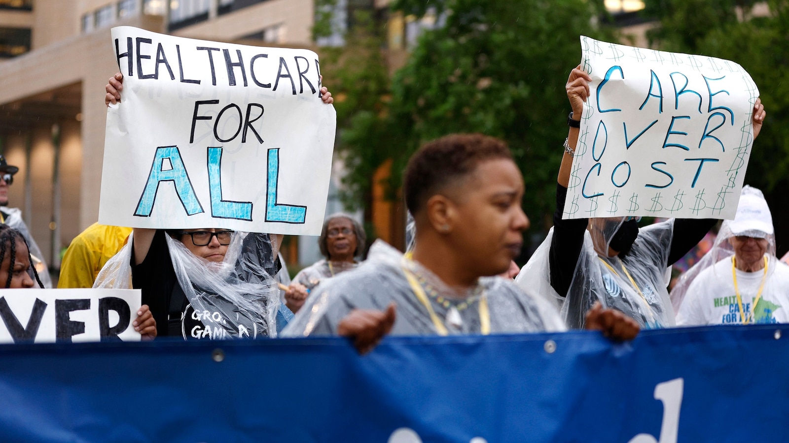 UnitedHealthcare CEO shooting opens up ‘volcanic’ anger toward health insurance agencies [Video]