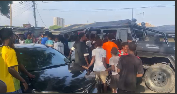 Excited youth mob Ibrahim Mahama at a polling station in Korle Klottey [Video]