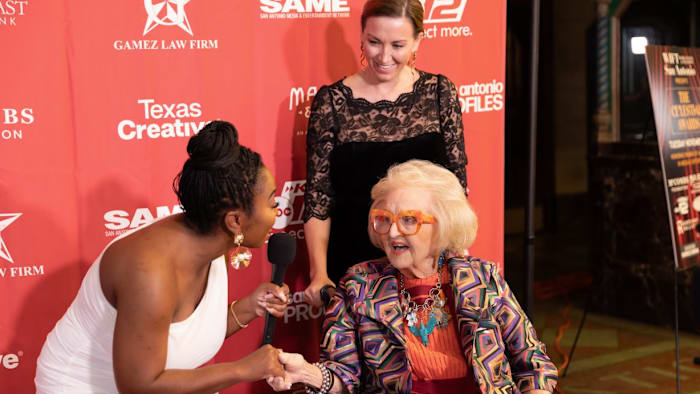 San Antonians pay tribute to business icon Rosemary Kowalski, who died at 100 [Video]