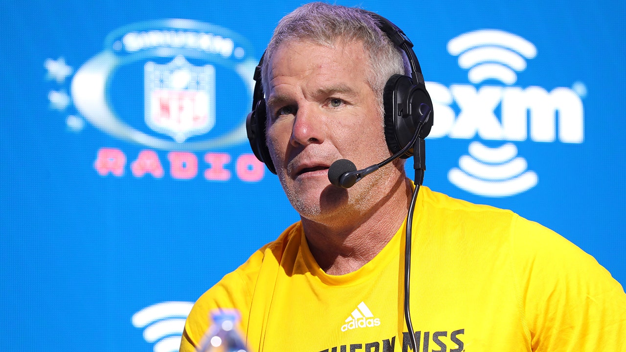 Brett Favre calls out Allstate CEO over Sugar Bowl message: 