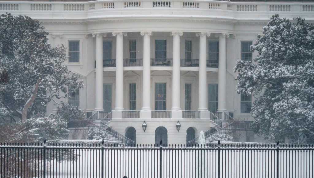 Trump team questioning career civil servants at NSC [Video]