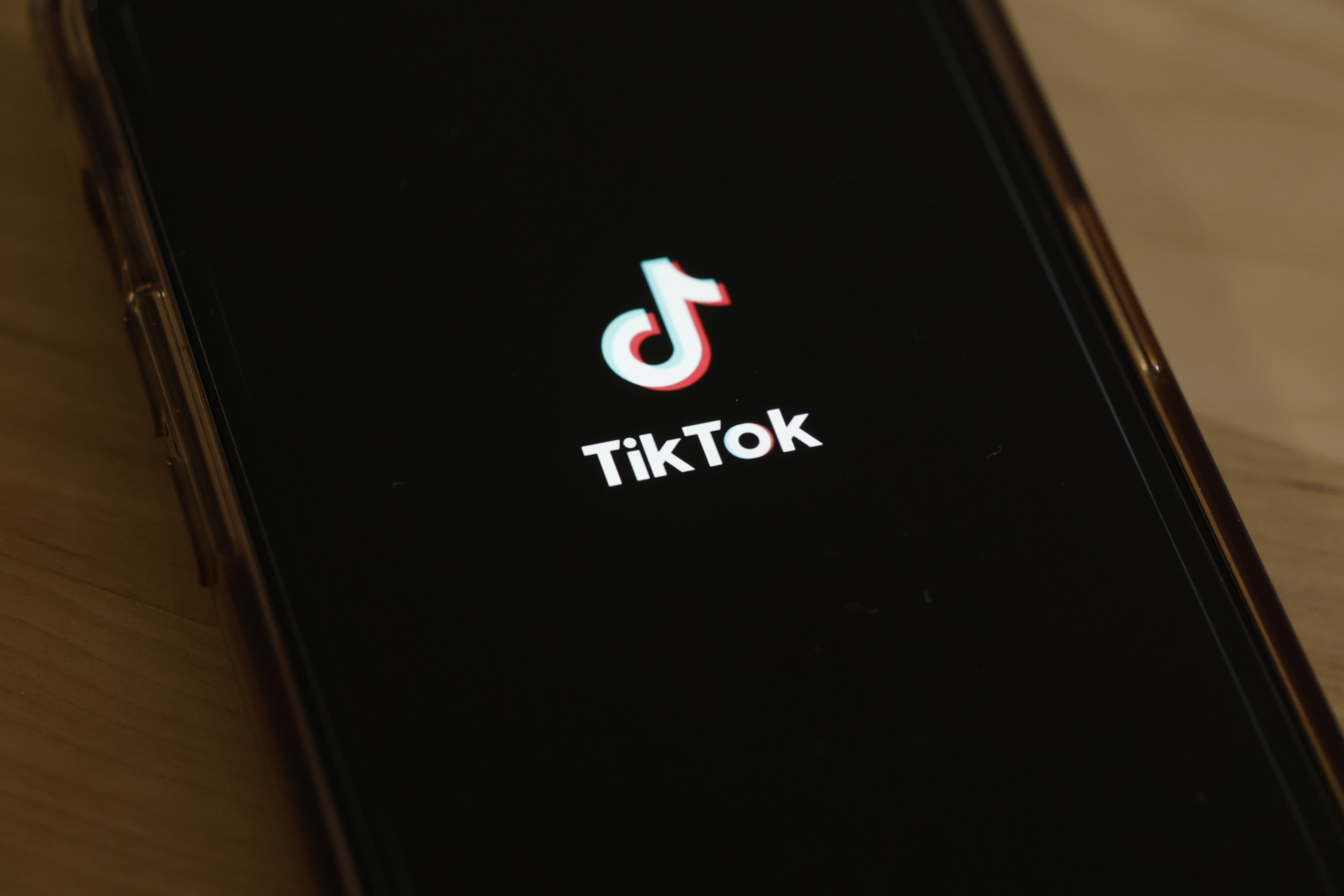 Full List of Trending Chinese-owned Social Media Apps as TikTok Ban Looms [Video]