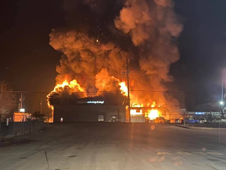 Two separate fires within hours of eachother destroy Duncan businesses overnight [Video]